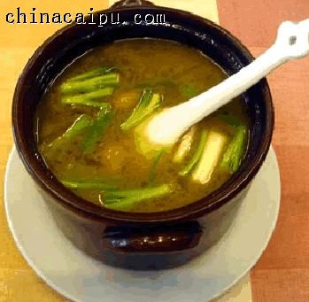 養血<a href=http://www.daocaipu.com/ target=_blank class=infotextkey>美食</a>－雞湯三鮮菠菜