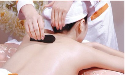 便秘怎麼辦 刮痧手臂外側可刺激大腸經
