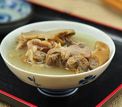 面蒼色白是血虛體質的表現 如何調養