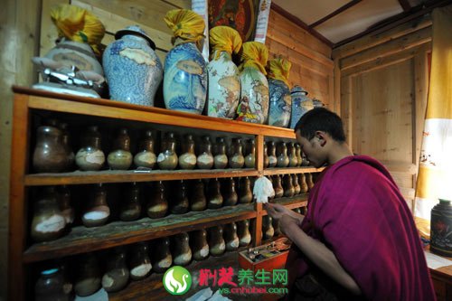 中醫揭秘:藏族醫藥典籍