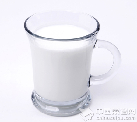 警惕牛奶的錯誤喝法會傷身體