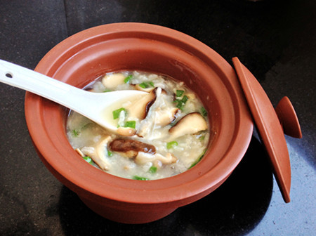 8道治感冒的<a href=http://www.daocaipu.com/yangsheng/ target=_blank class=infotextkey>養生</a>粥 老少皆宜