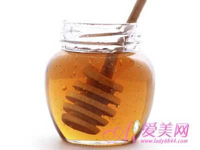 <a href=http://www.daocaipu.com/yangsheng/ target=_blank class=infotextkey>養生</a>巧喝蜂蜜有助<a href=http://www.daocaipu.com/yangsheng/ target=_blank class=infotextkey>養生</a> 晚上睡前不宜喝