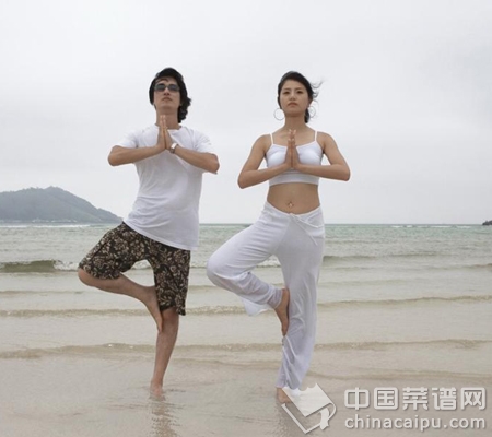 情侶瑜伽給你好睡眠