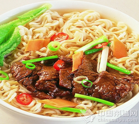 泡麵桶裡真的有石蠟嗎？