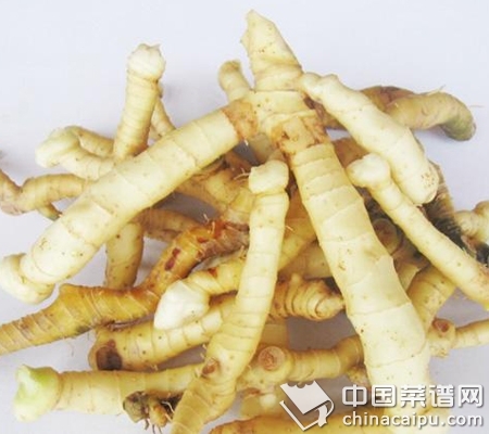 七種中藥材熬湯，秋季最養肺