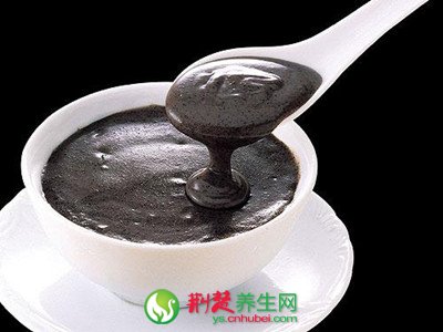 股骨頭壞死多吃黑五類食品，補氣又補血
