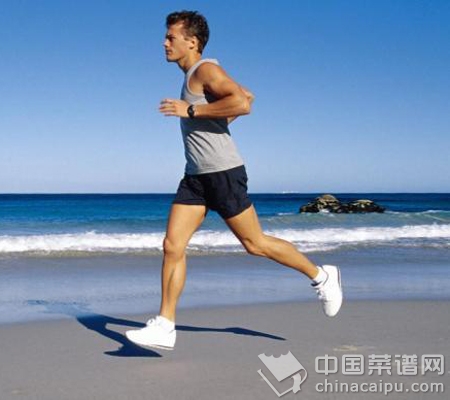 男人三個年齡段適合的運動