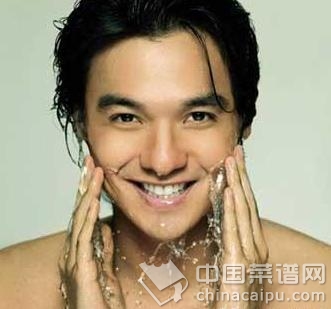 男性用醋洗臉好嗎？醋洗臉有哪些好處？