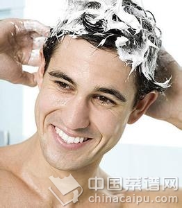 食物外用巧治頭屑