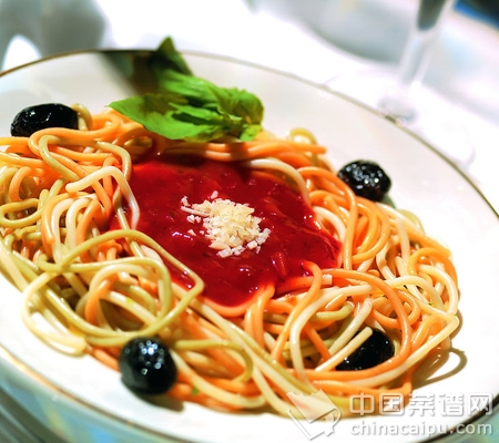 肌膚細如白瓷的飲食法