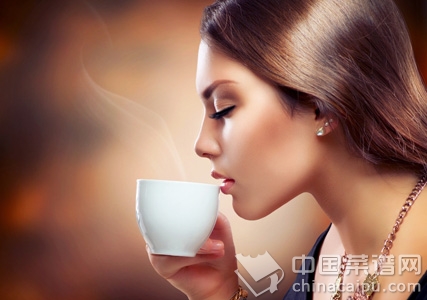 經期可以和咖啡嗎？女性喝咖啡有講究