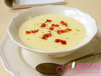  簡單易做的6款美白湯 喝出雪白嫩滑肌膚 