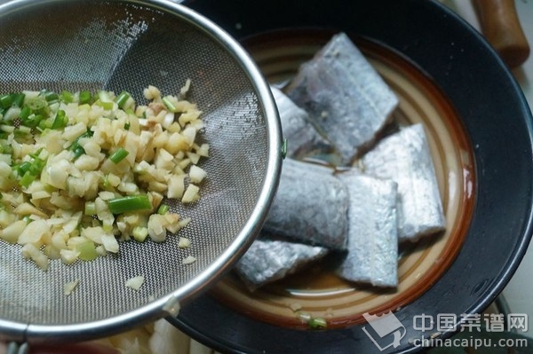 茄汁帶魚