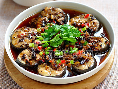 豉汁蒸鯰魚