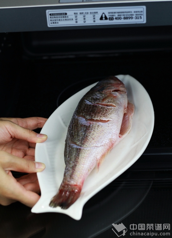 微波清蒸鱸魚
