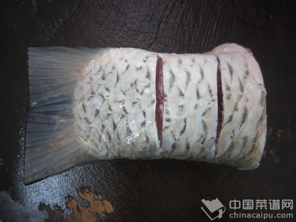 清蒸魚尾
