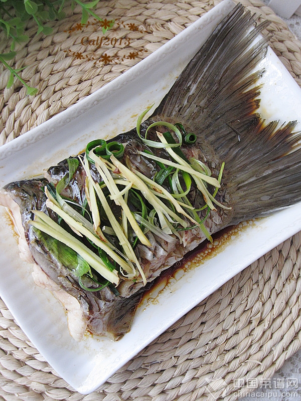 清蒸魚尾