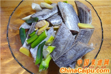 五香帶魚罐頭
