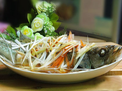清蒸鱸魚