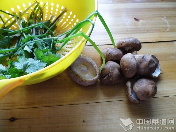 香菇清湯抄手