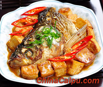 紅燒魚頭豆腐