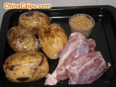 蓮藕黃豆肉骨湯