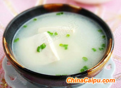 鯽魚豆腐湯