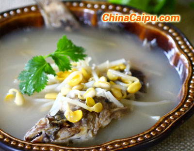 黃豆芽鯰魚湯