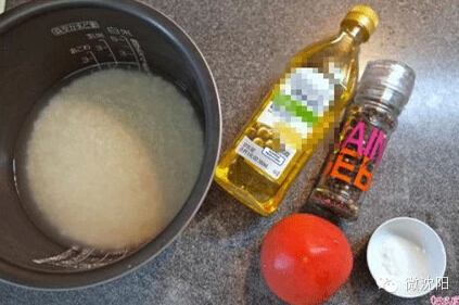 最近爆紅網絡的“整個番茄飯”
