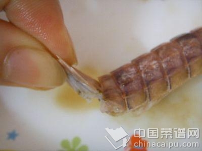教你用筷子快速剝瀨尿蝦殼