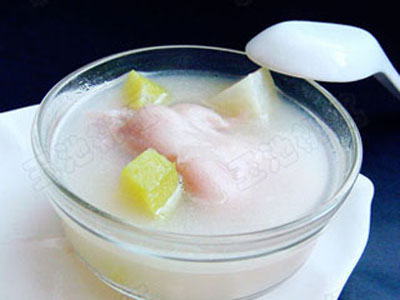 蘿蔔豬蹄湯