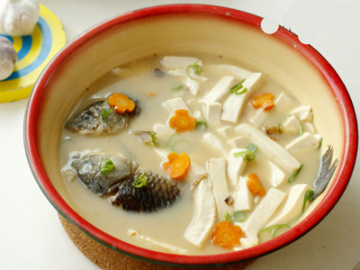 鯽魚豆腐湯