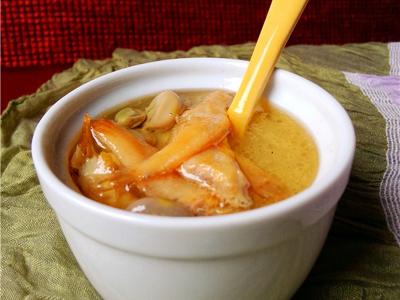 銀魚蠶豆湯