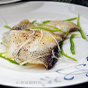 山茶油香煎鱈魚
