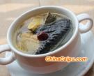 榴蓮殼烏雞湯