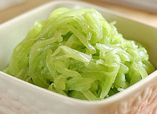 涼拌萵筍