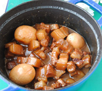 五花肉燉蛋
