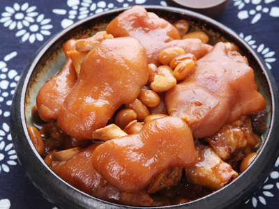 黃豆燜豬蹄