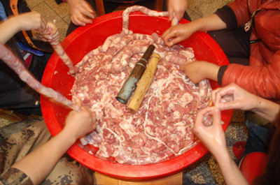 美味香腸自己做 圖解自製灌香腸和自製腸衣