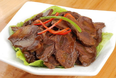 滷牛肉