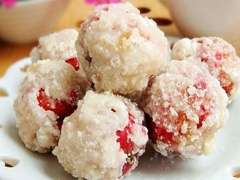 酸酸甜甜的雪紅果