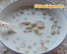 養顏美容糖水:牛奶花生湯