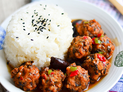 焦溜丸子蓋飯