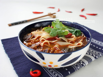 酸菜牛肉麵
