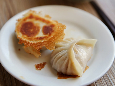 冰花煎餃