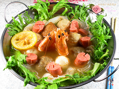 高湯大蝦什錦火鍋